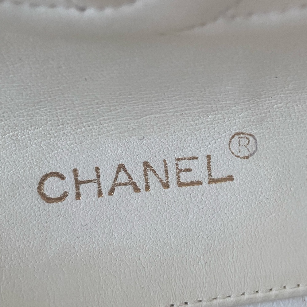Chanel Vintage Quilted Lambskin XL CC 24k Gold Plated hardware Flap Bag - Picture 8 of 10